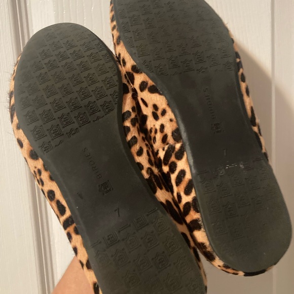 Birdies The Starling
Cheetah Calf Hair - Picture 5 of 8